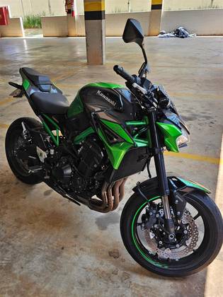 KAWASAKI Z900 